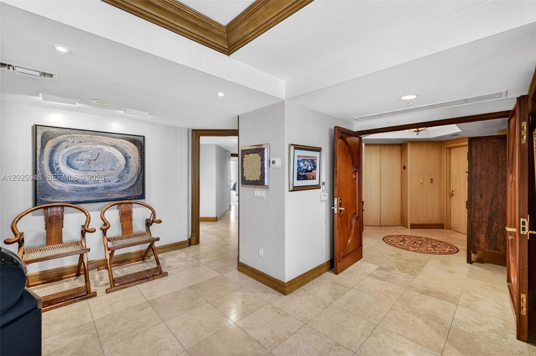 For Sale: $1,900,000 (3 beds, 3 baths, 3200 Square Feet)
