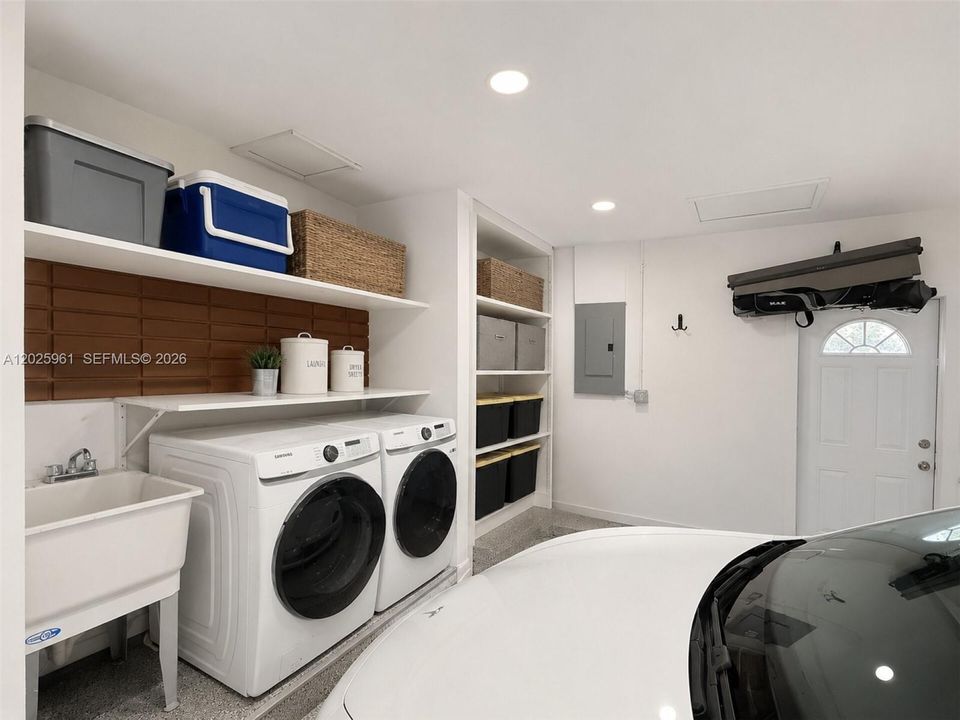 2 Car Garage.