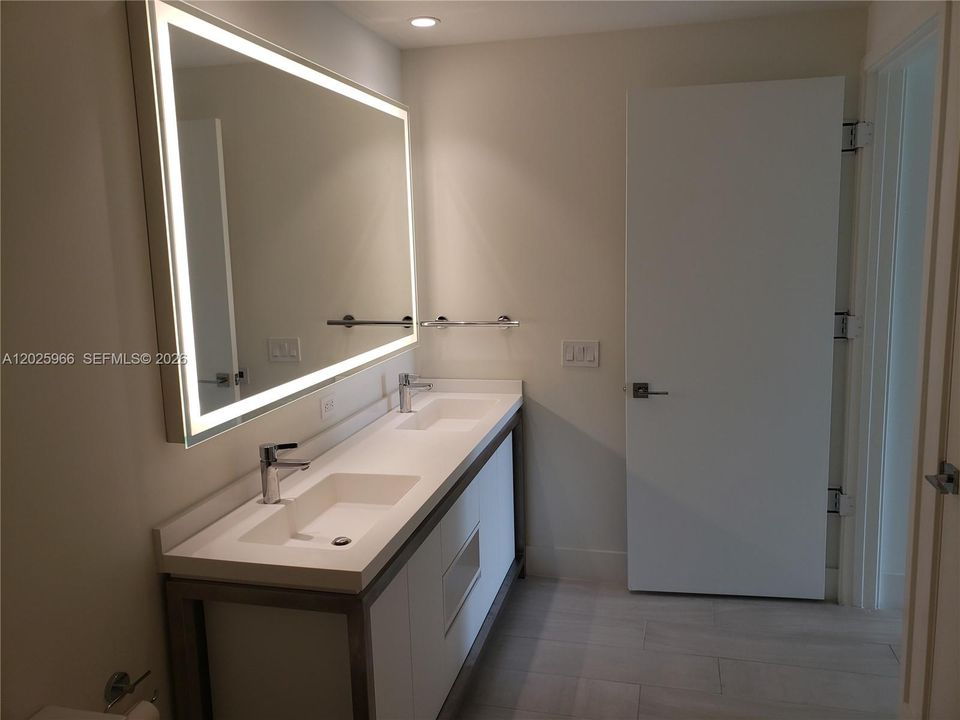 En Renta: $2,800 (2 camas, 2 baños, 920 Pies cuadrados)