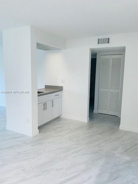 En Renta: $3,250 (3 camas, 2 baños, 1707 Pies cuadrados)