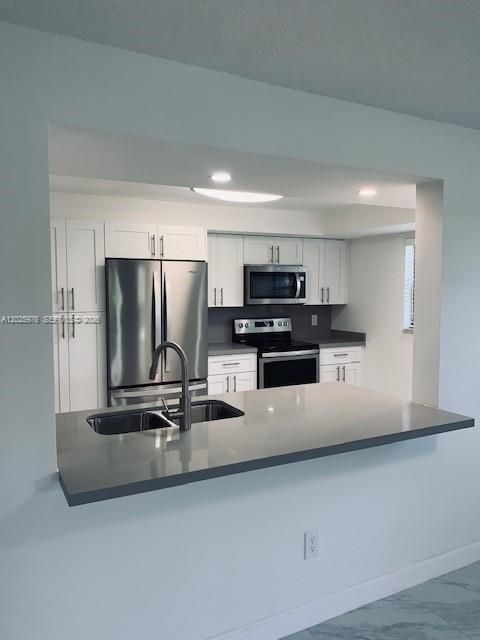 En Renta: $3,250 (3 camas, 2 baños, 1707 Pies cuadrados)