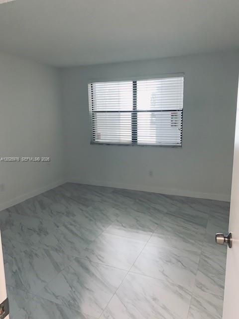 En Renta: $3,250 (3 camas, 2 baños, 1707 Pies cuadrados)