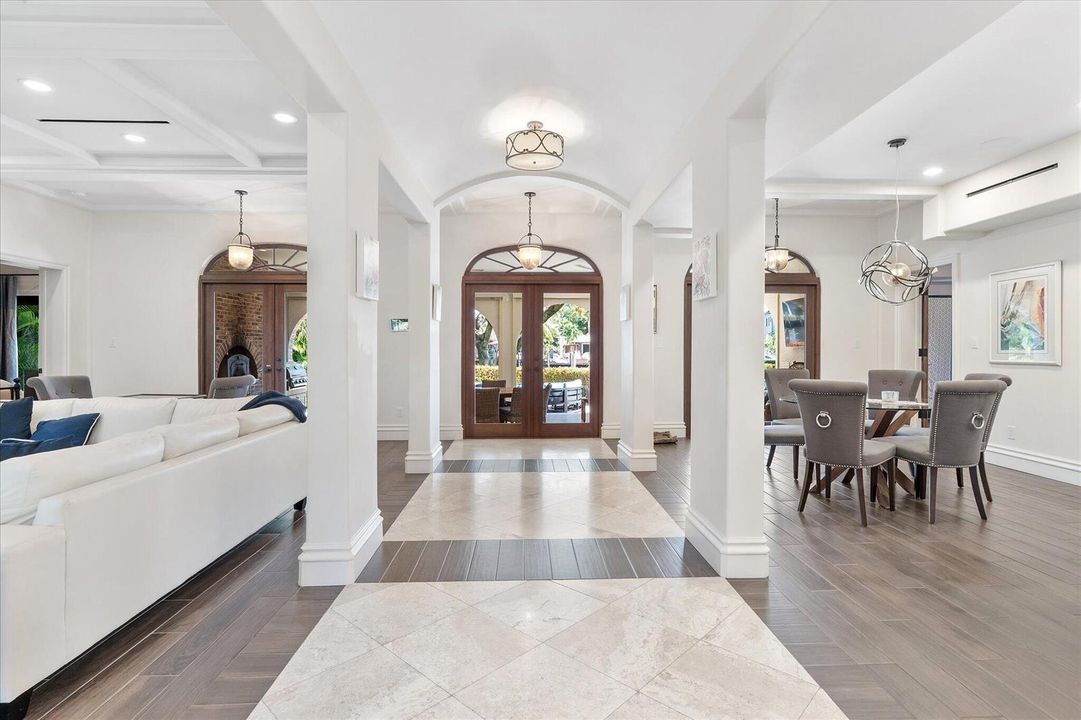 03-1001 Coconut Dr_003