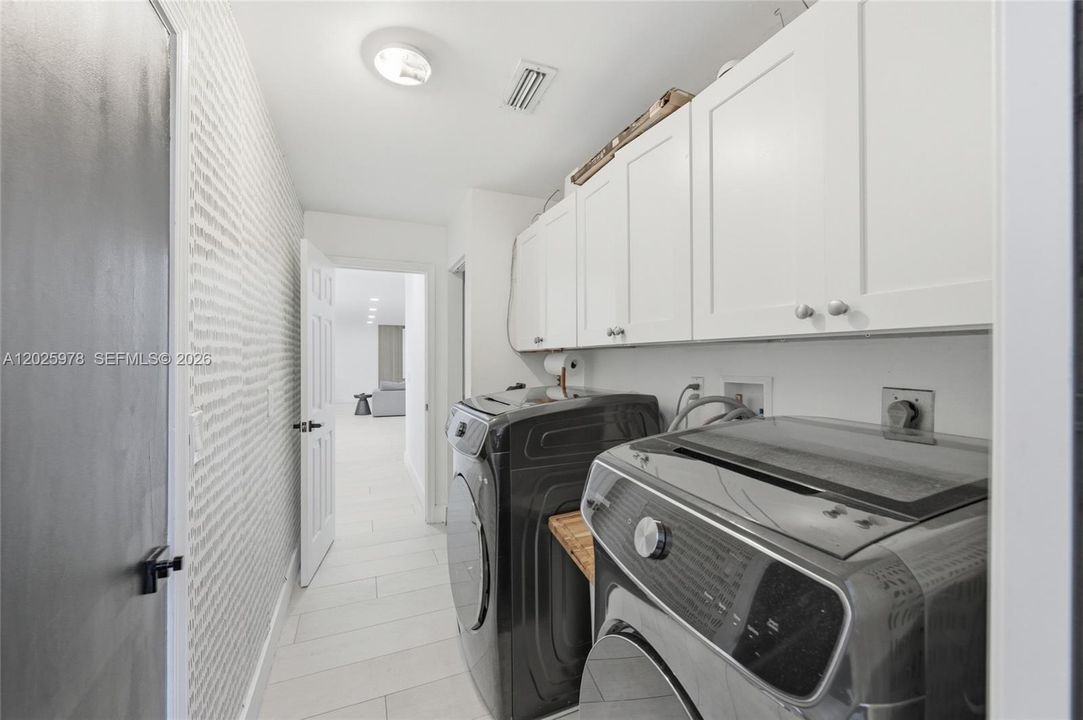 For Rent: $8,000 (4 beds, 2 baths, 2639 Square Feet)