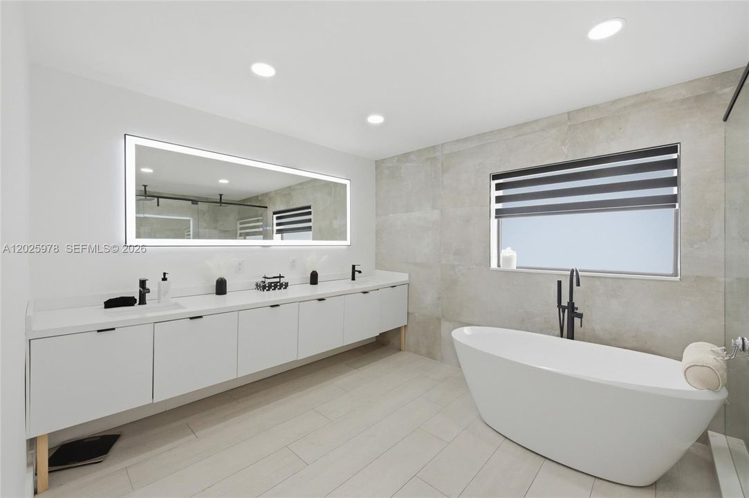 For Rent: $8,000 (4 beds, 2 baths, 2639 Square Feet)