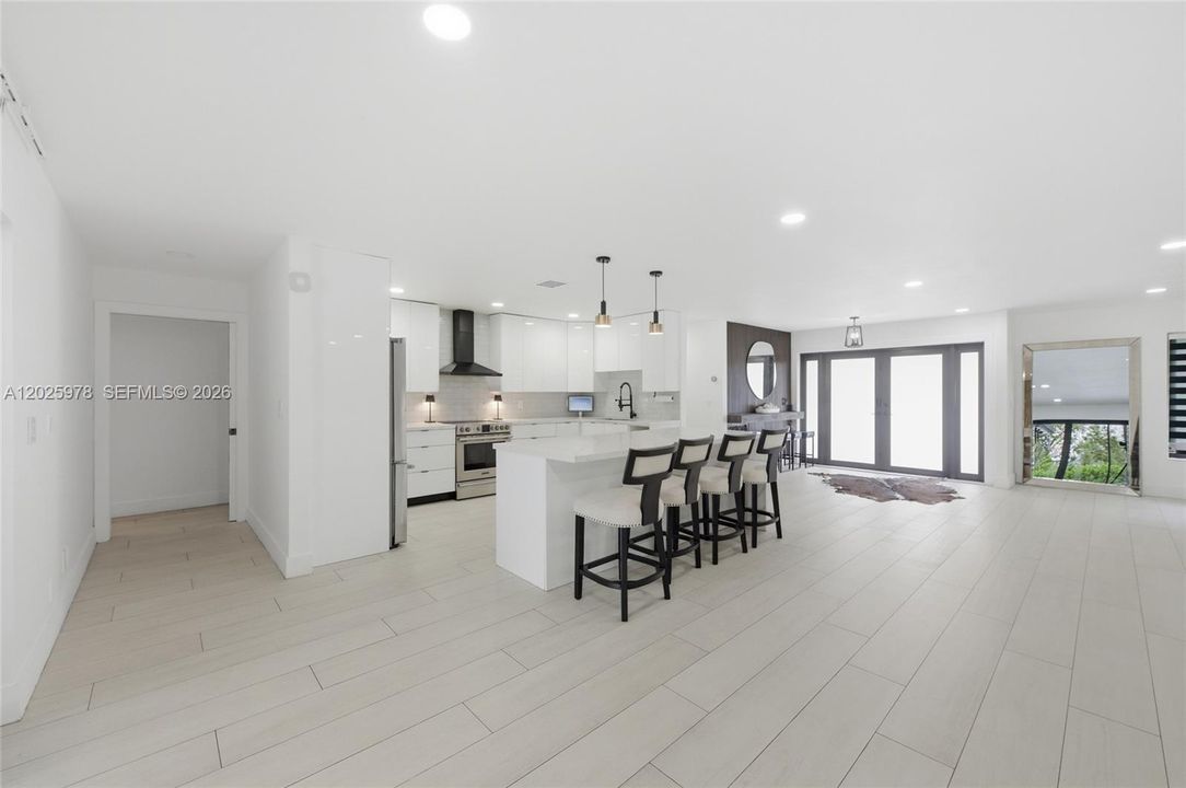 For Rent: $8,000 (4 beds, 2 baths, 2639 Square Feet)