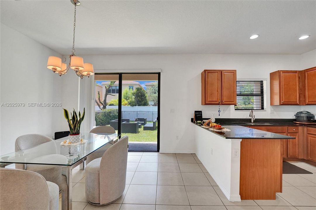 For Rent: $4,800 (4 beds, 2 baths, 2105 Square Feet)