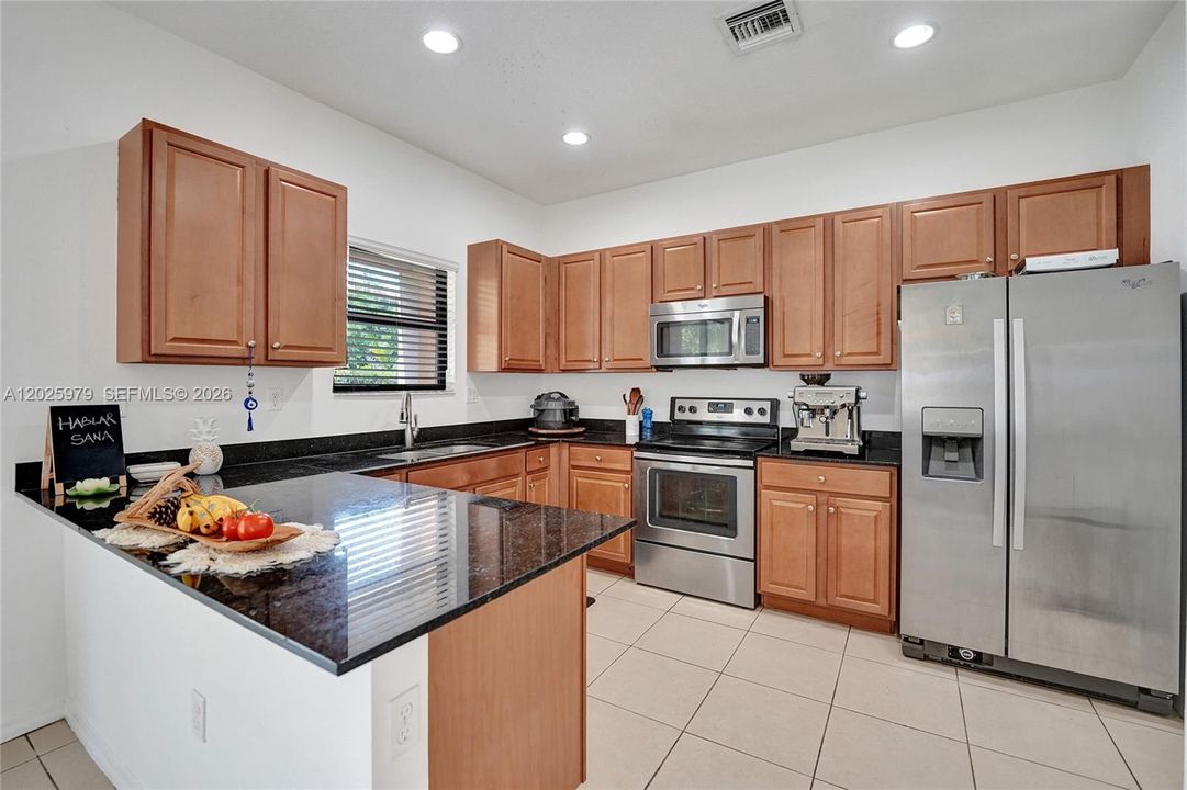 For Rent: $4,800 (4 beds, 2 baths, 2105 Square Feet)