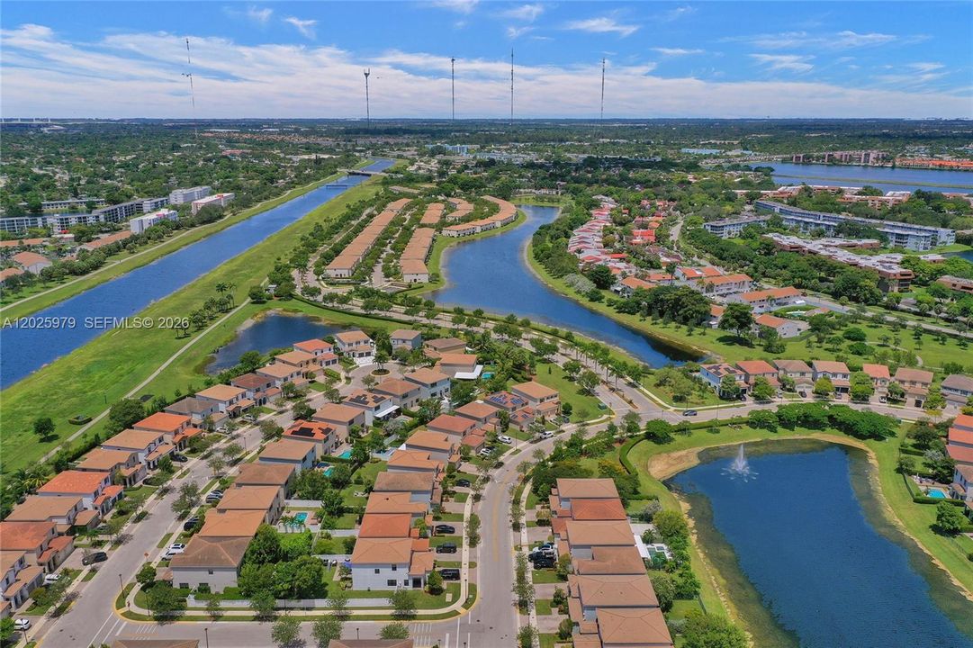 For Rent: $4,800 (4 beds, 2 baths, 2105 Square Feet)