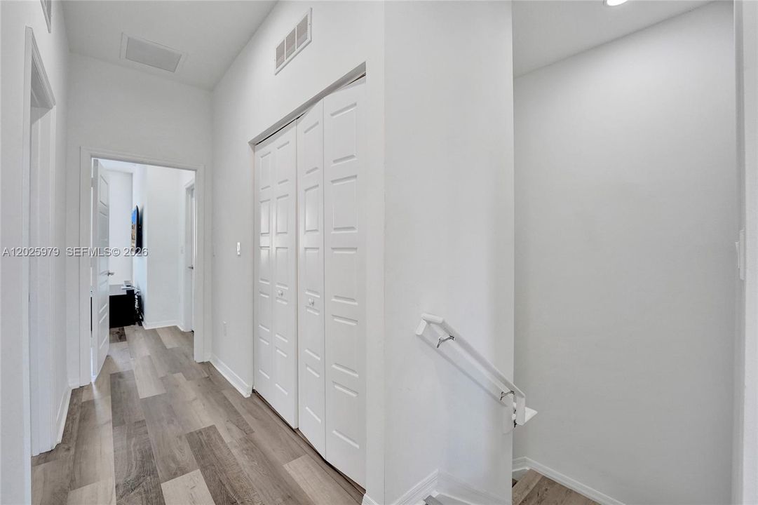 For Rent: $4,800 (4 beds, 2 baths, 2105 Square Feet)