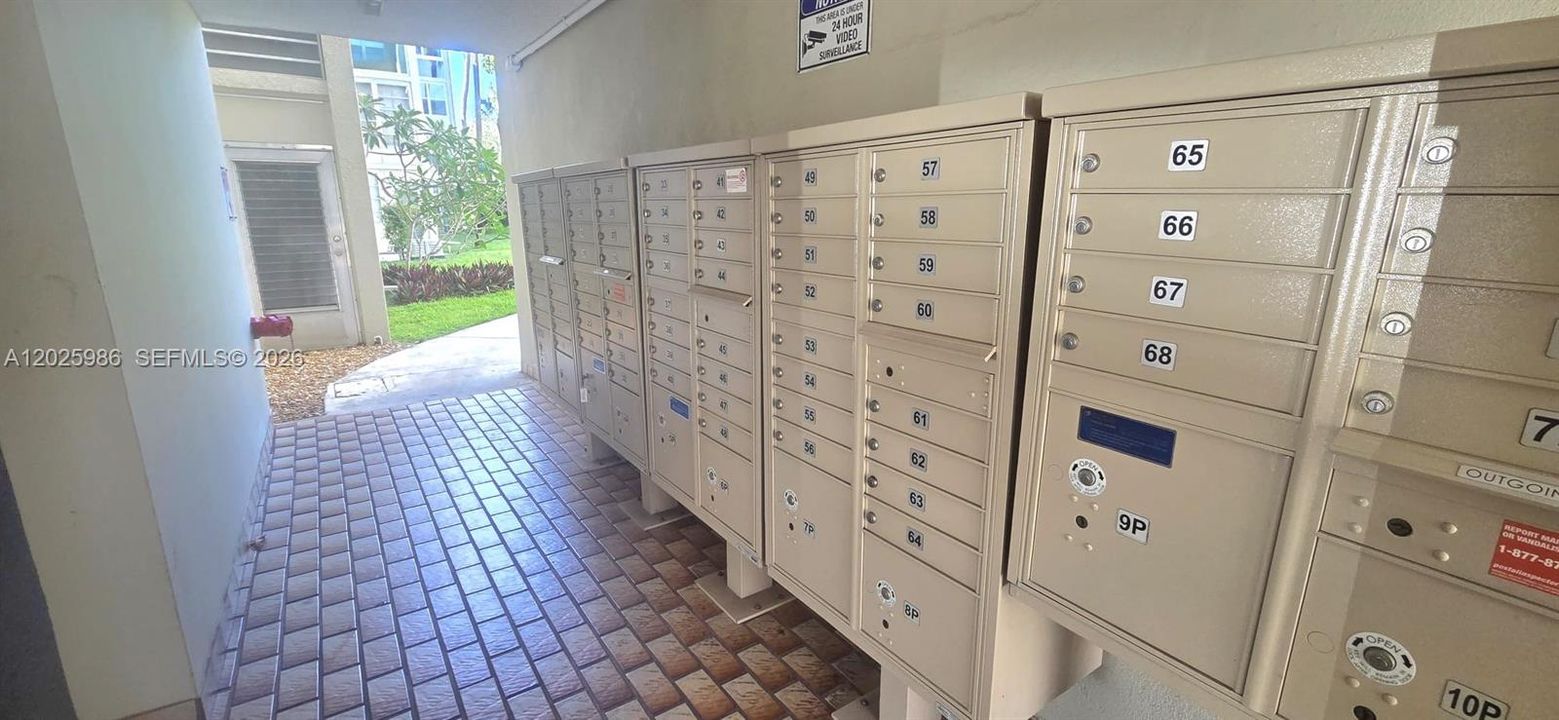 Mail station