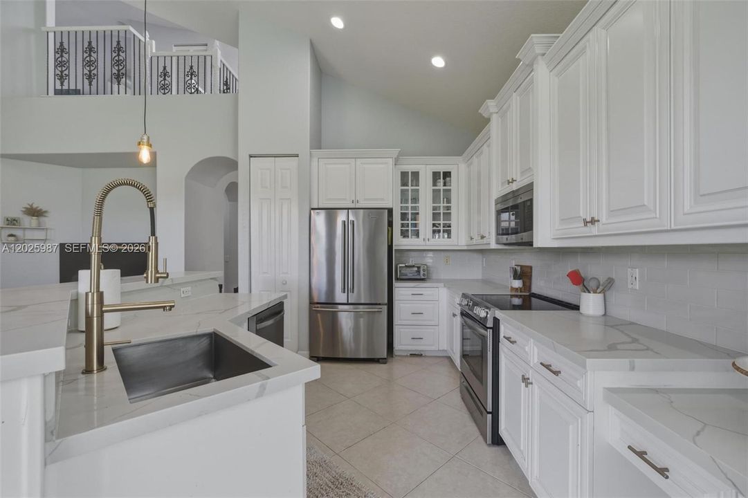 For Sale: $922,900 (4 beds, 3 baths, 2764 Square Feet)
