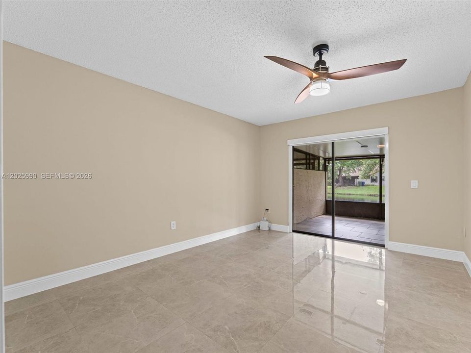 For Rent: $2,500 (2 beds, 2 baths, 1060 Square Feet)