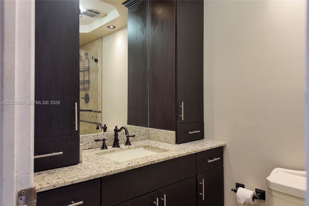 For Rent: $1,850 (1 beds, 1 baths, 545 Square Feet)