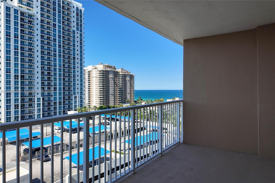 For Rent: $1,850 (1 beds, 1 baths, 545 Square Feet)