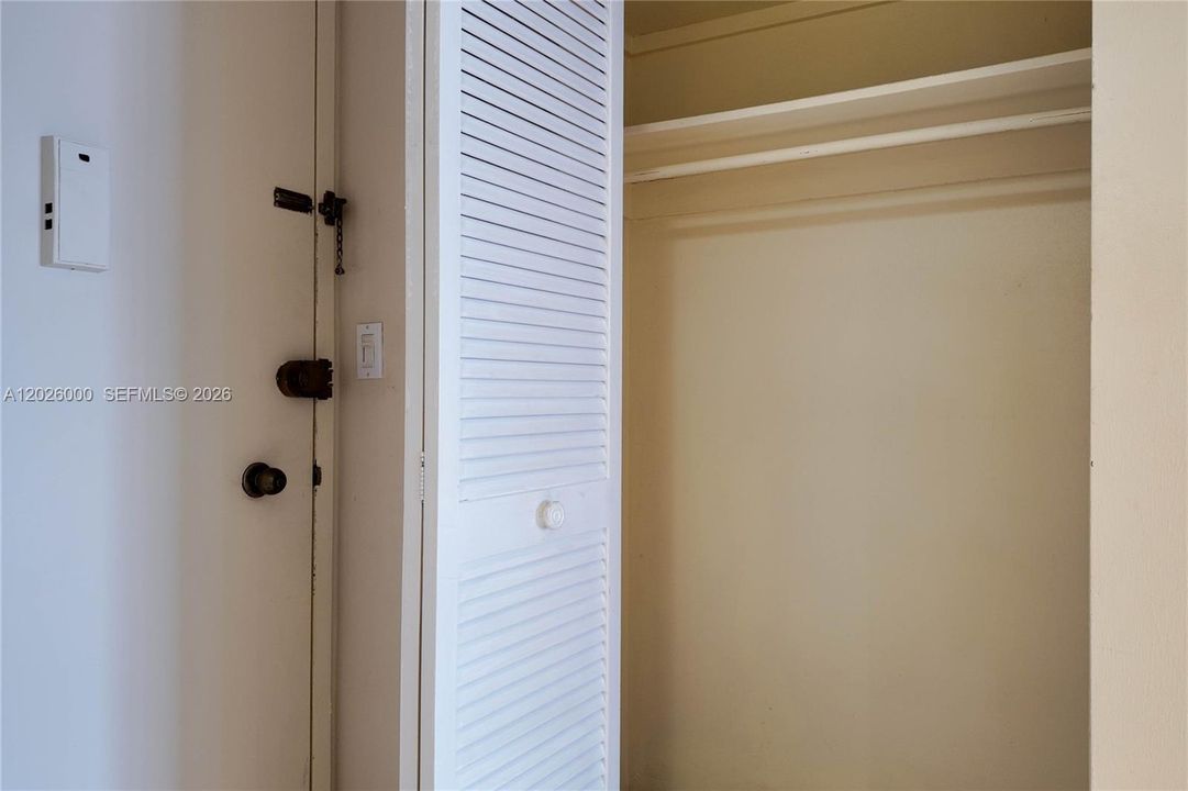 For Rent: $1,850 (1 beds, 1 baths, 545 Square Feet)
