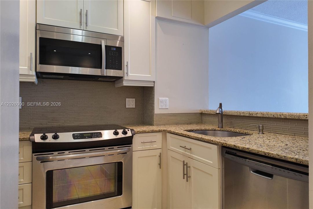 For Rent: $1,850 (1 beds, 1 baths, 545 Square Feet)