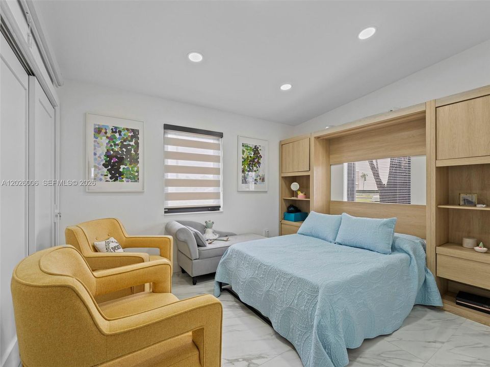 En Venta: $650,000 (2 camas, 1 baños, 808 Pies cuadrados)