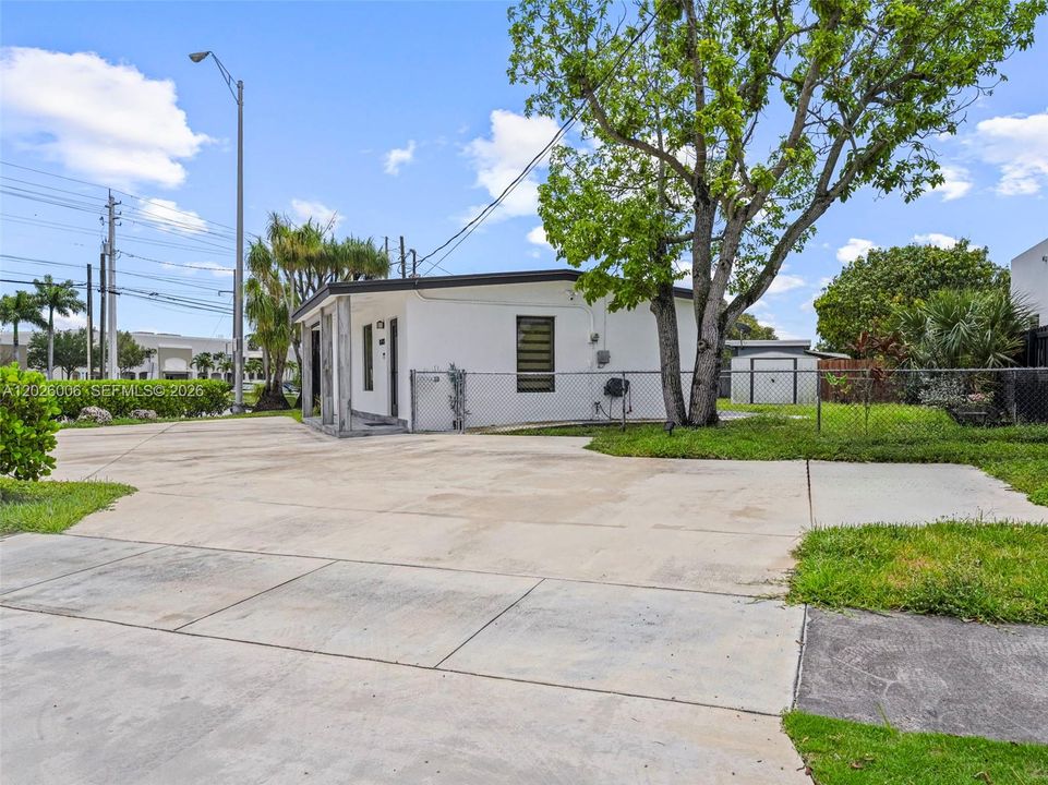 En Venta: $650,000 (2 camas, 1 baños, 808 Pies cuadrados)