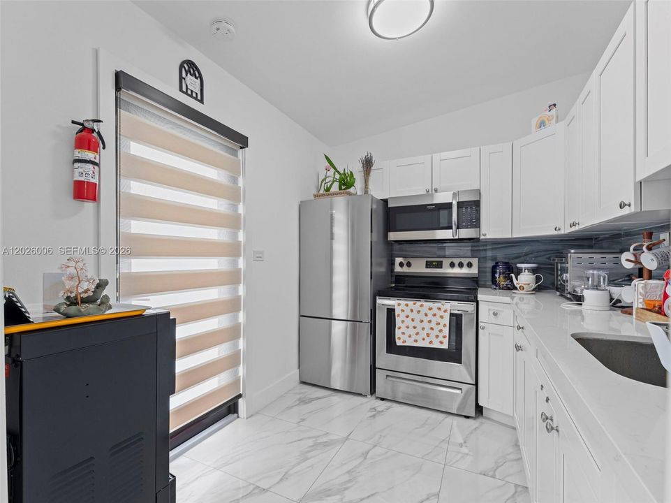 En Venta: $650,000 (2 camas, 1 baños, 808 Pies cuadrados)
