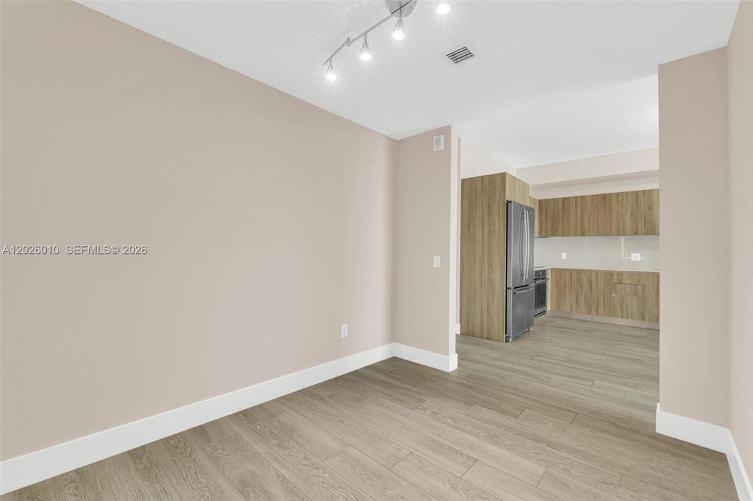 На продажу: $615,000 (1 спален, 2 ванн, 850 Квадратных фут)