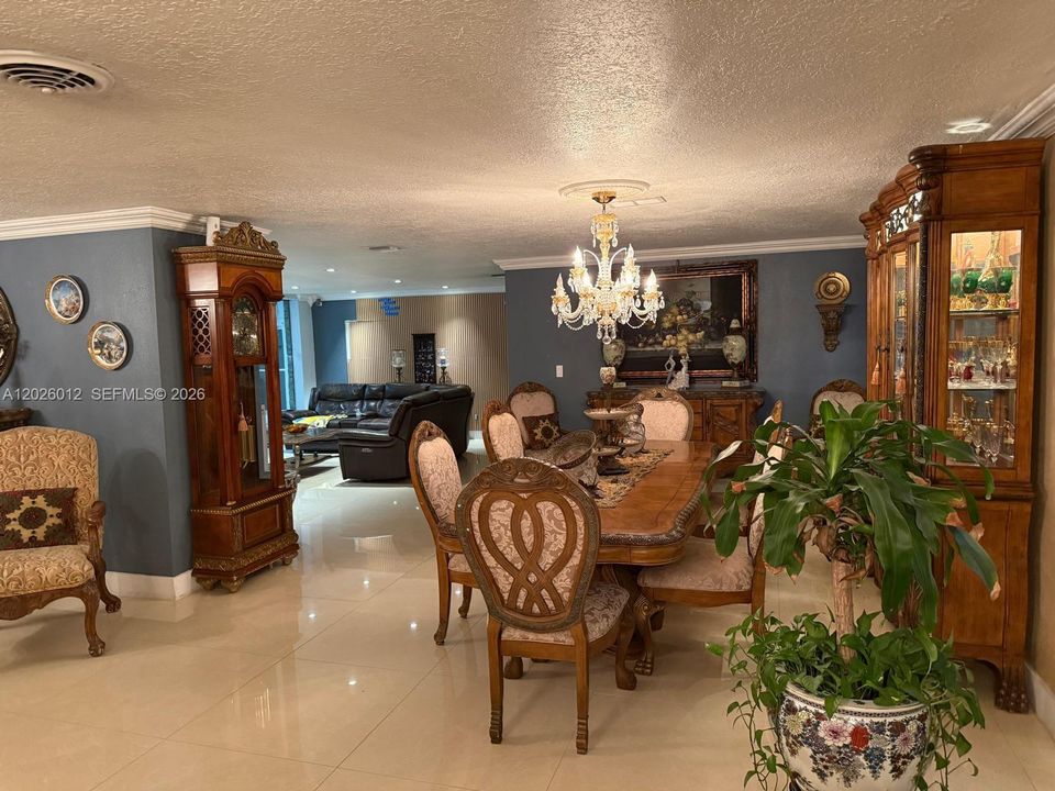 For Rent: $10,500 (4 beds, 3 baths, 3938 Square Feet)