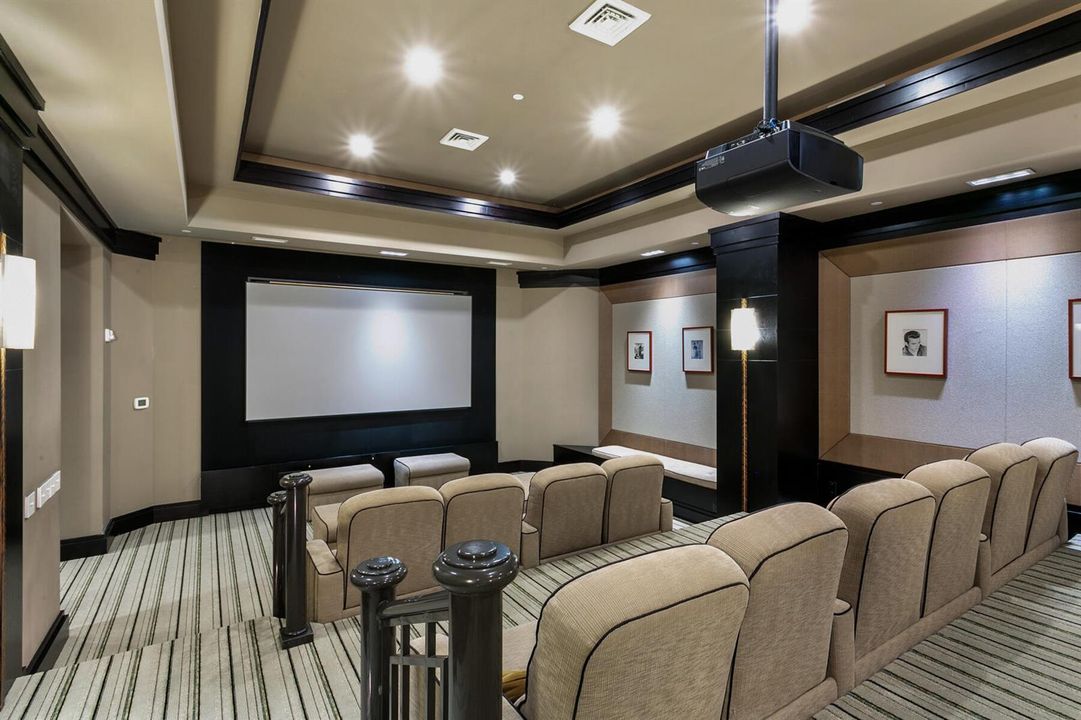 Theater_04_web