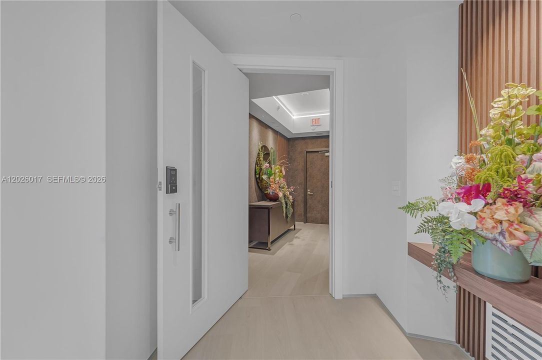 В аренду: $15,000 (3 спален, 4 ванн, 2204 Квадратных фут)