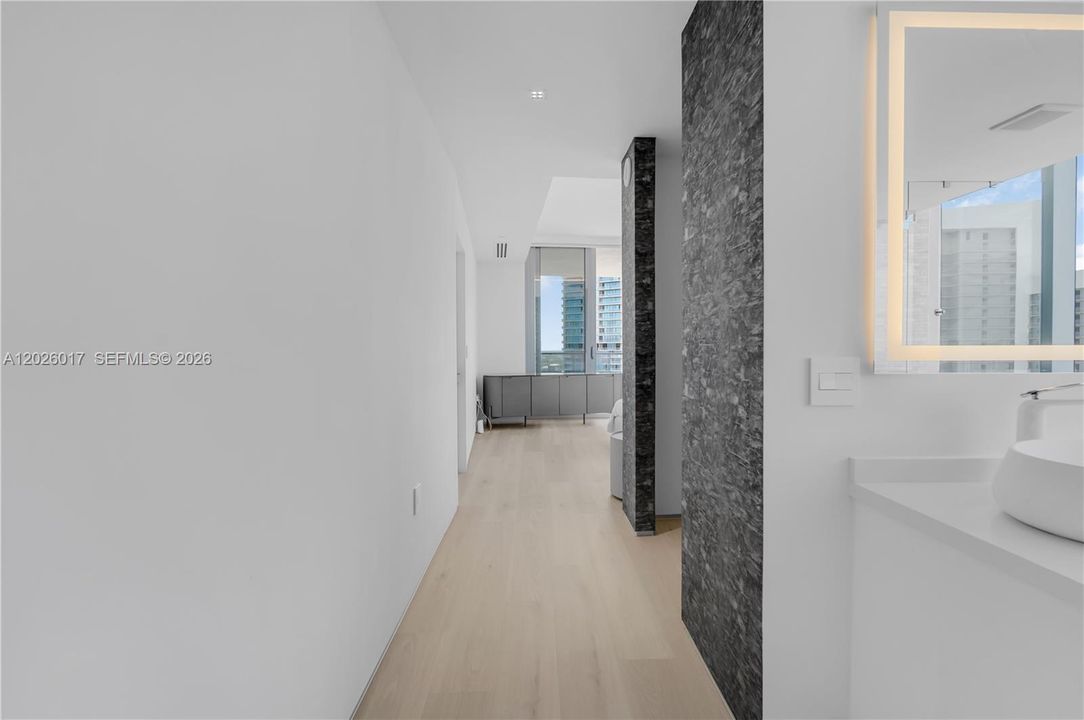 В аренду: $15,000 (3 спален, 4 ванн, 2204 Квадратных фут)