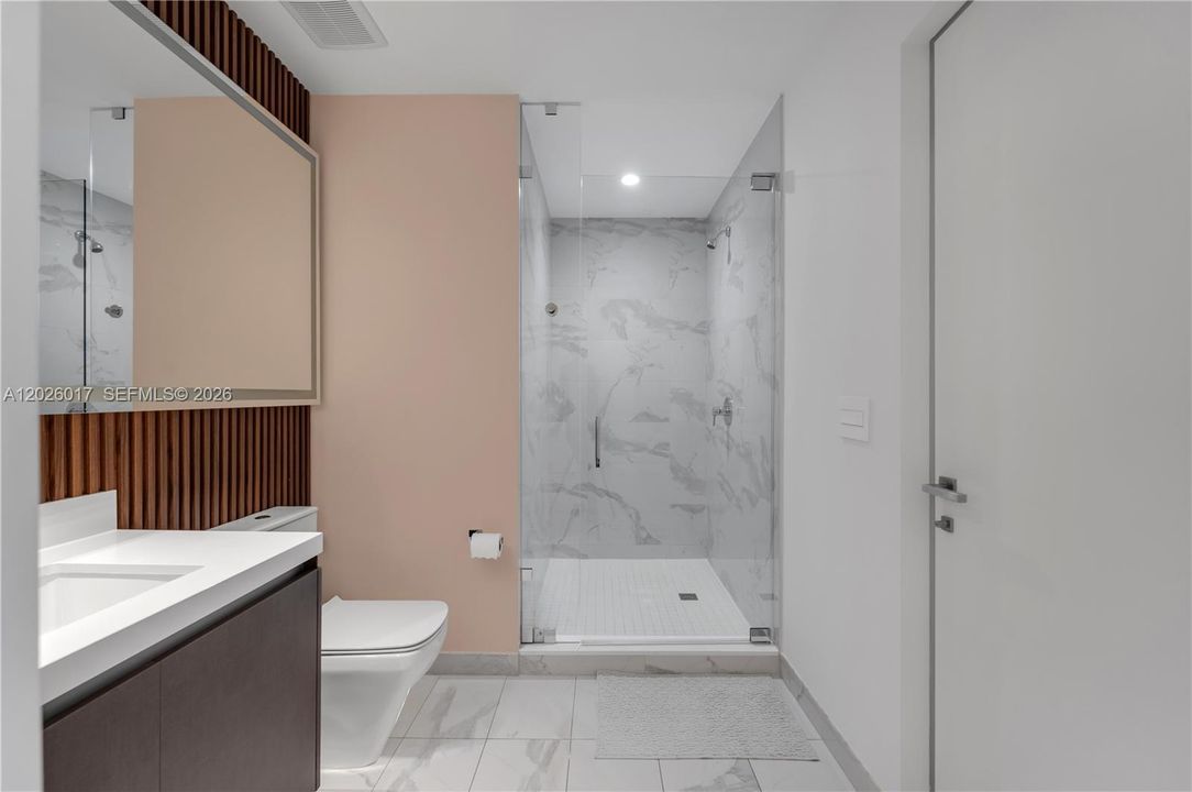 В аренду: $15,000 (3 спален, 4 ванн, 2204 Квадратных фут)
