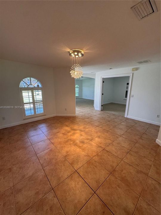 For Sale: $459,000 (3 beds, 2 baths, 2370 Square Feet)