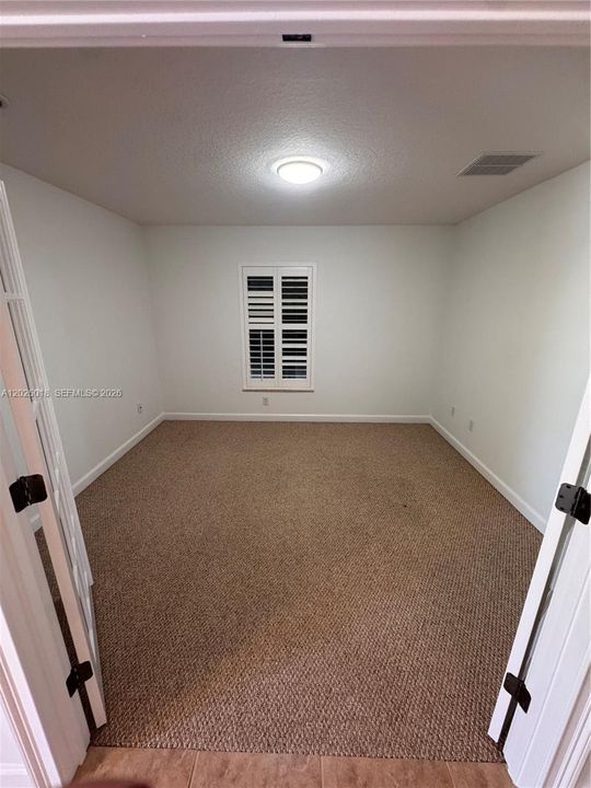 For Sale: $459,000 (3 beds, 2 baths, 2370 Square Feet)