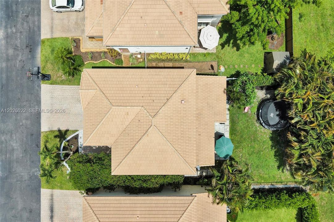На продажу: $575,000 (4 спален, 2 ванн, 2260 Квадратных фут)