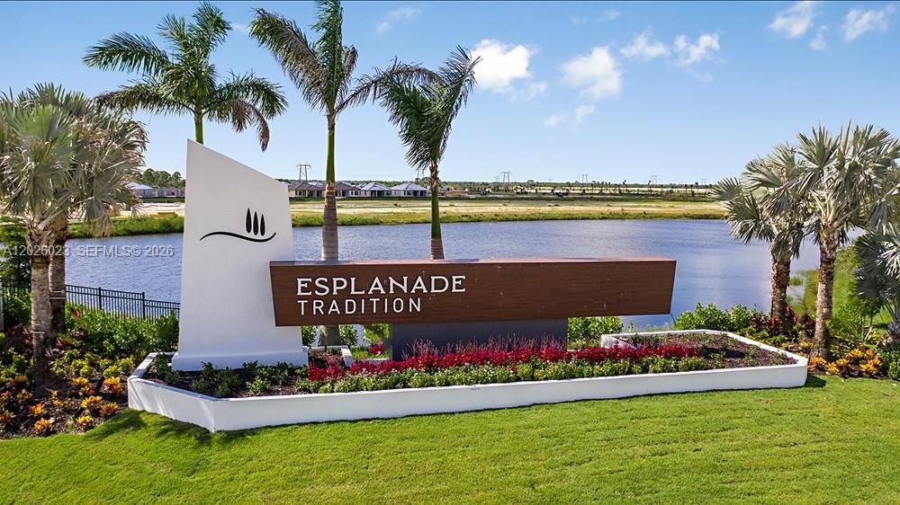Esplanade at Tradition Community Entrance