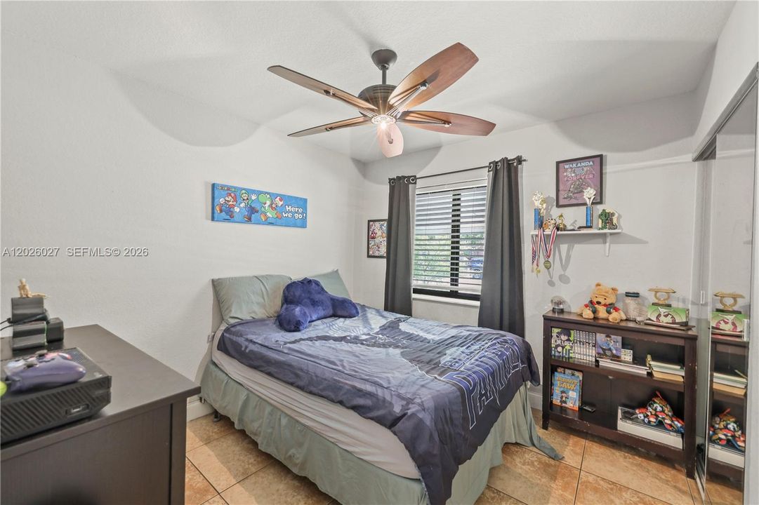 For Sale: $495,000 (4 beds, 2 baths, 1466 Square Feet)