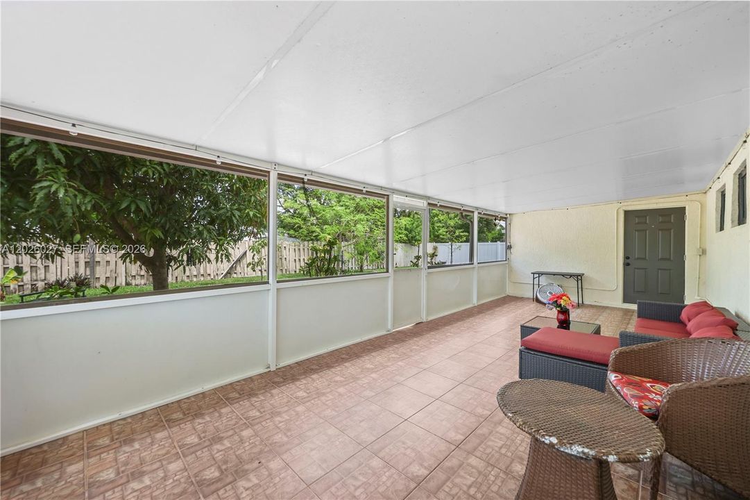 For Sale: $495,000 (4 beds, 2 baths, 1466 Square Feet)
