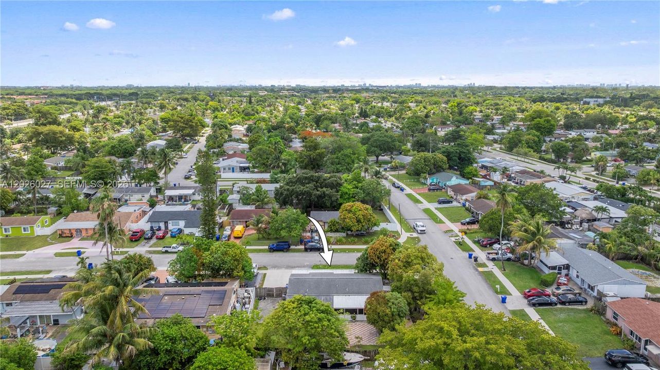 For Sale: $495,000 (4 beds, 2 baths, 1466 Square Feet)