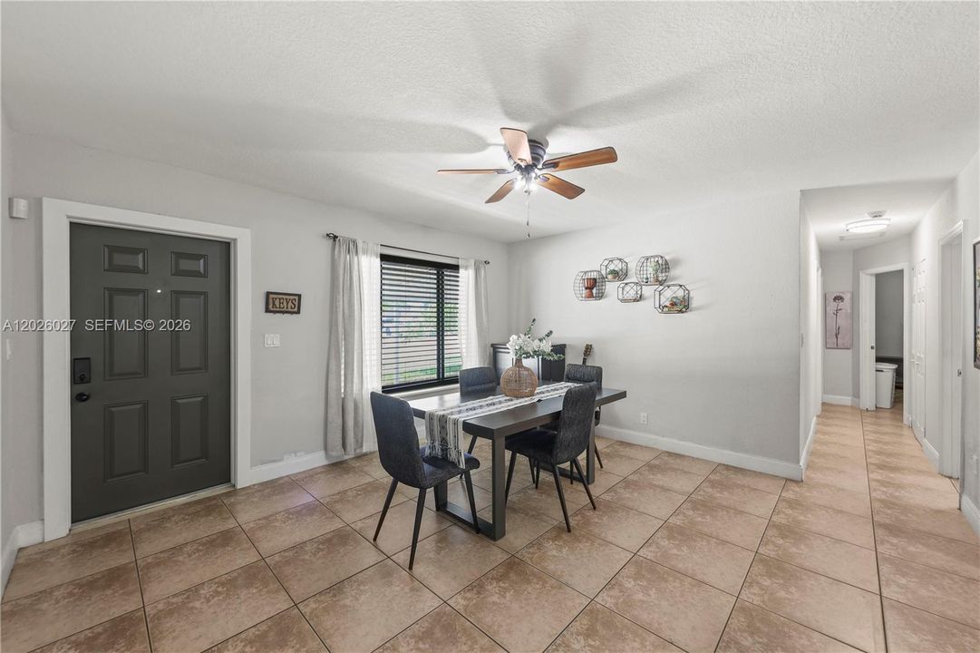 For Sale: $495,000 (4 beds, 2 baths, 1466 Square Feet)