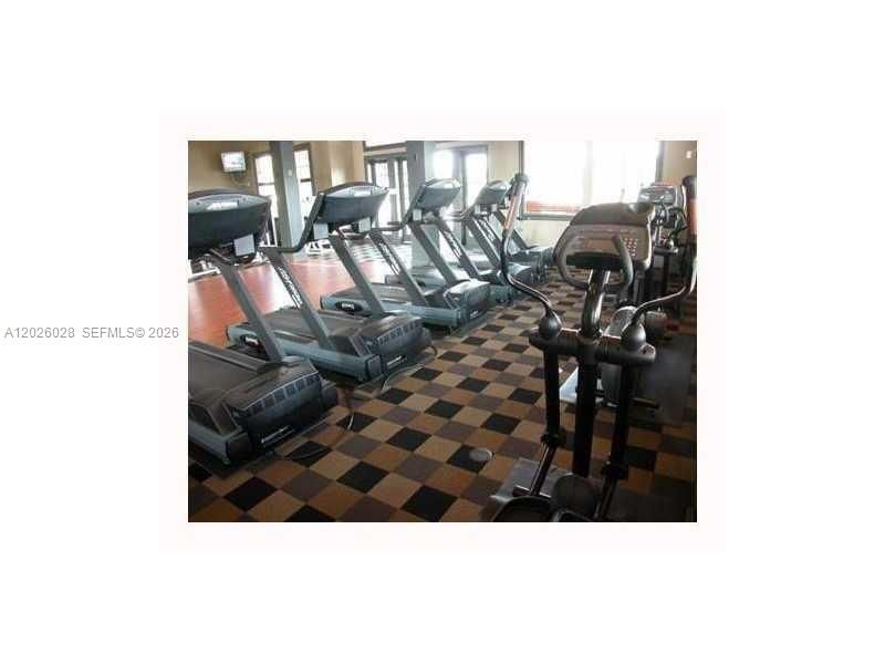 For Rent: $1,900 (1 beds, 1 baths, 800 Square Feet)