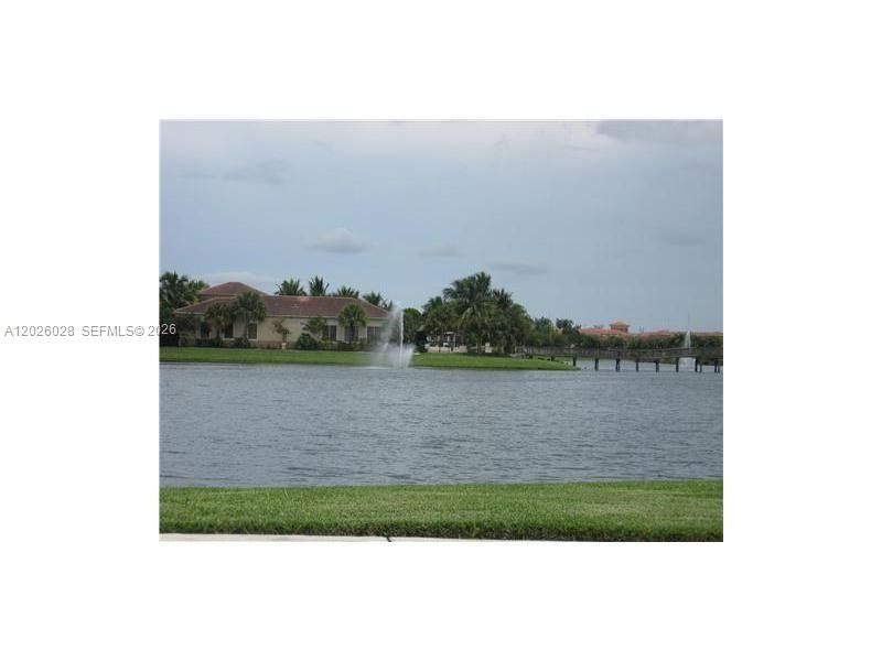 For Rent: $1,900 (1 beds, 1 baths, 800 Square Feet)