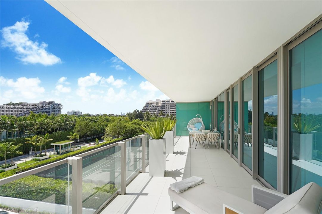 En Venta: $3,799,000 (2 camas, 3 baños, 1727 Pies cuadrados)