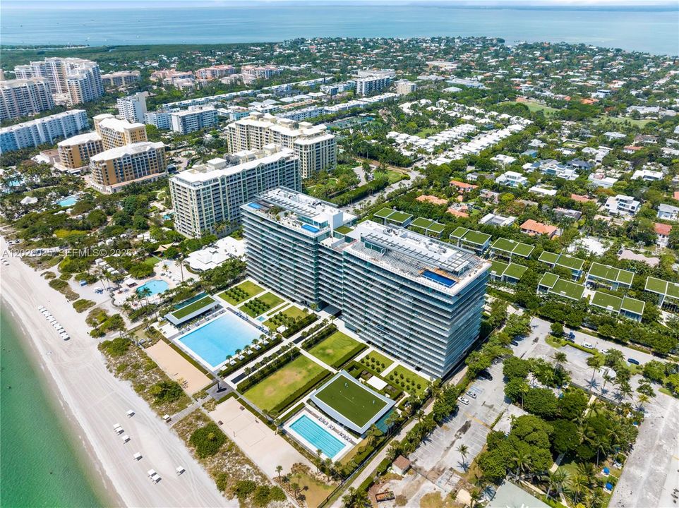 En Venta: $3,799,000 (2 camas, 3 baños, 1727 Pies cuadrados)