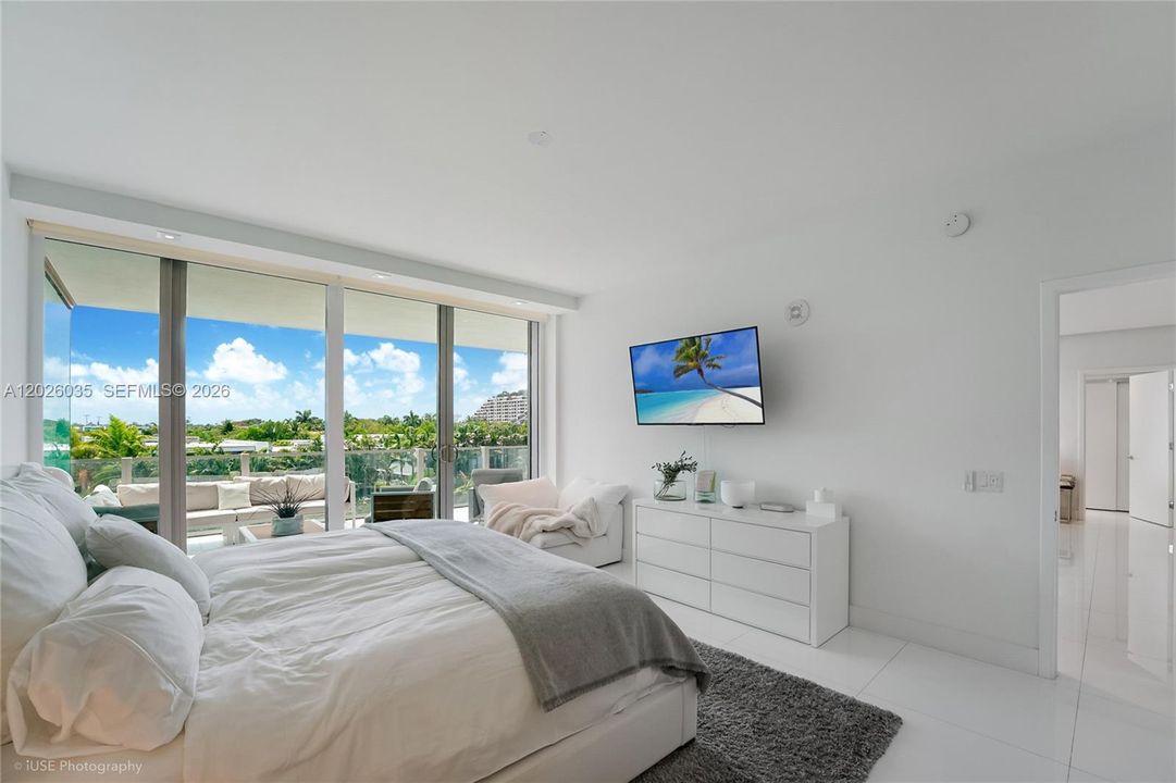 En Venta: $3,799,000 (2 camas, 3 baños, 1727 Pies cuadrados)