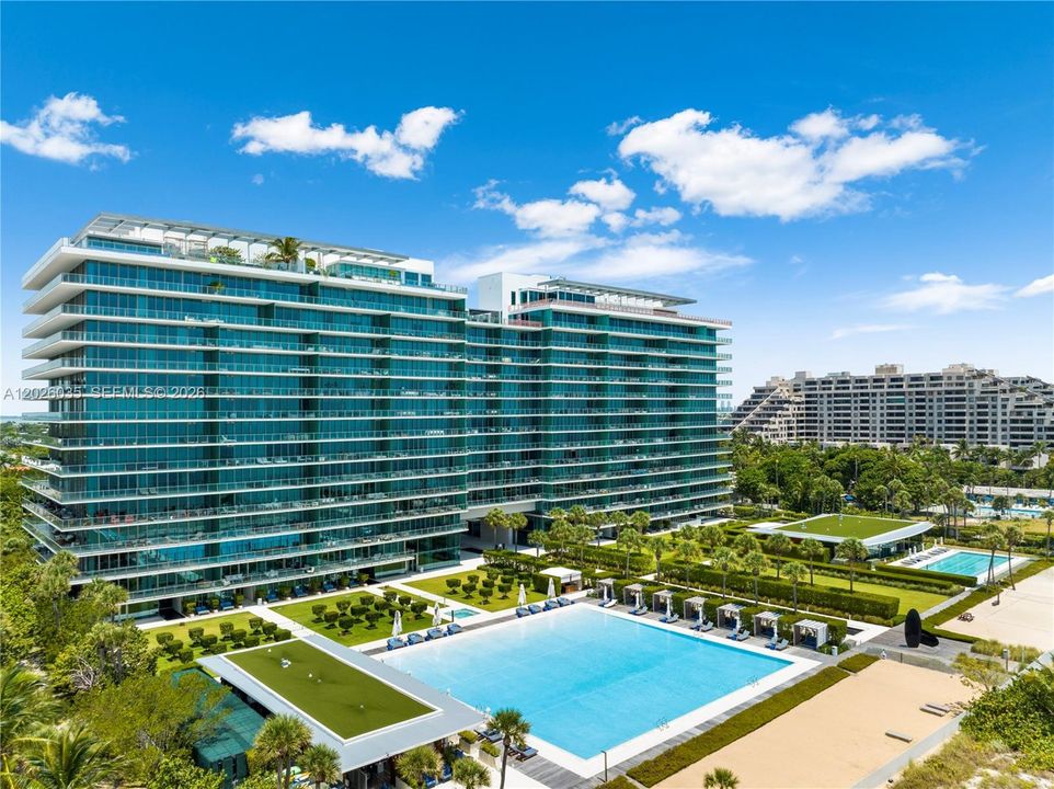 En Venta: $3,799,000 (2 camas, 3 baños, 1727 Pies cuadrados)