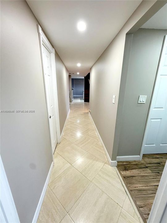 For Sale: $305,000 (3 beds, 2 baths, 1925 Square Feet)