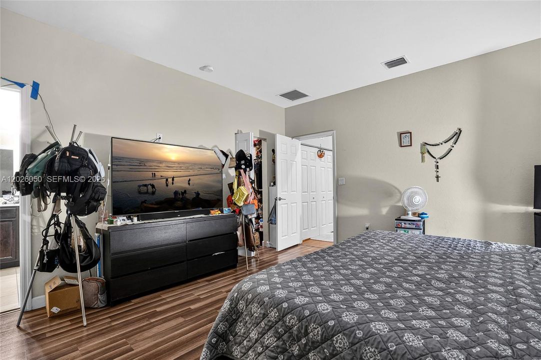 For Sale: $675,000 (4 beds, 3 baths, 2312 Square Feet)