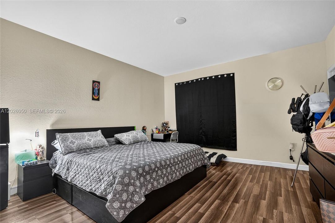 For Sale: $675,000 (4 beds, 3 baths, 2312 Square Feet)