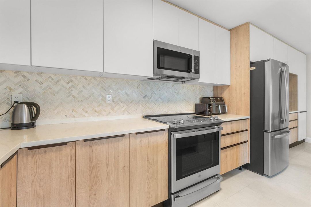 015-516OspreyDrive-16B-DelrayBeach-FL-33