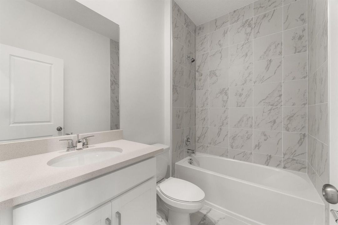 US_SEF_BEACON_LOT 92_BATH 2