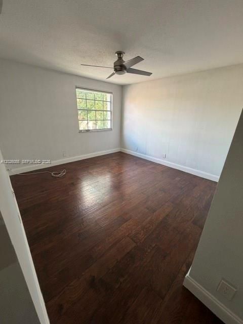 Active With Contract: $484,000 (3 beds, 2 baths, 1666 Square Feet)